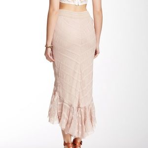 Free People nude blush mermaid skirt size Medium